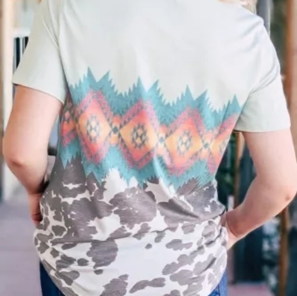 NWT Cow Print Aztec Western Shirt - Picture 5 of 7